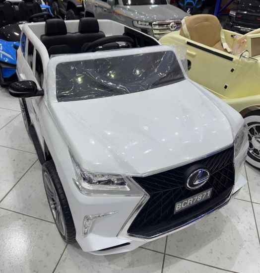 صورة سيارة لكزس أطفال كهربائية فاخرة